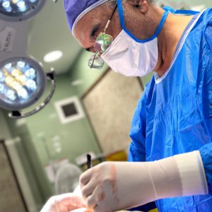 کرامت الله ترابی | متخصص جراحی پلاستیک و ترمیمی